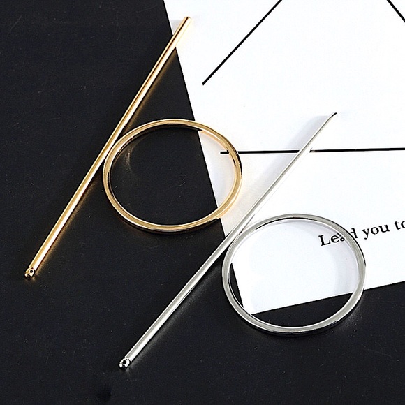 ⚜️𝟯𝟬%𝗢𝗙𝗙 𝗯𝘂𝗻𝗱𝗹𝗲𝘀 𝟯+⚜️ NEW Large Round Bar Barrette - Picture 2 of 10